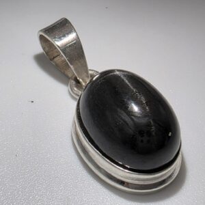 Colgante Estrella negra Dioptasa